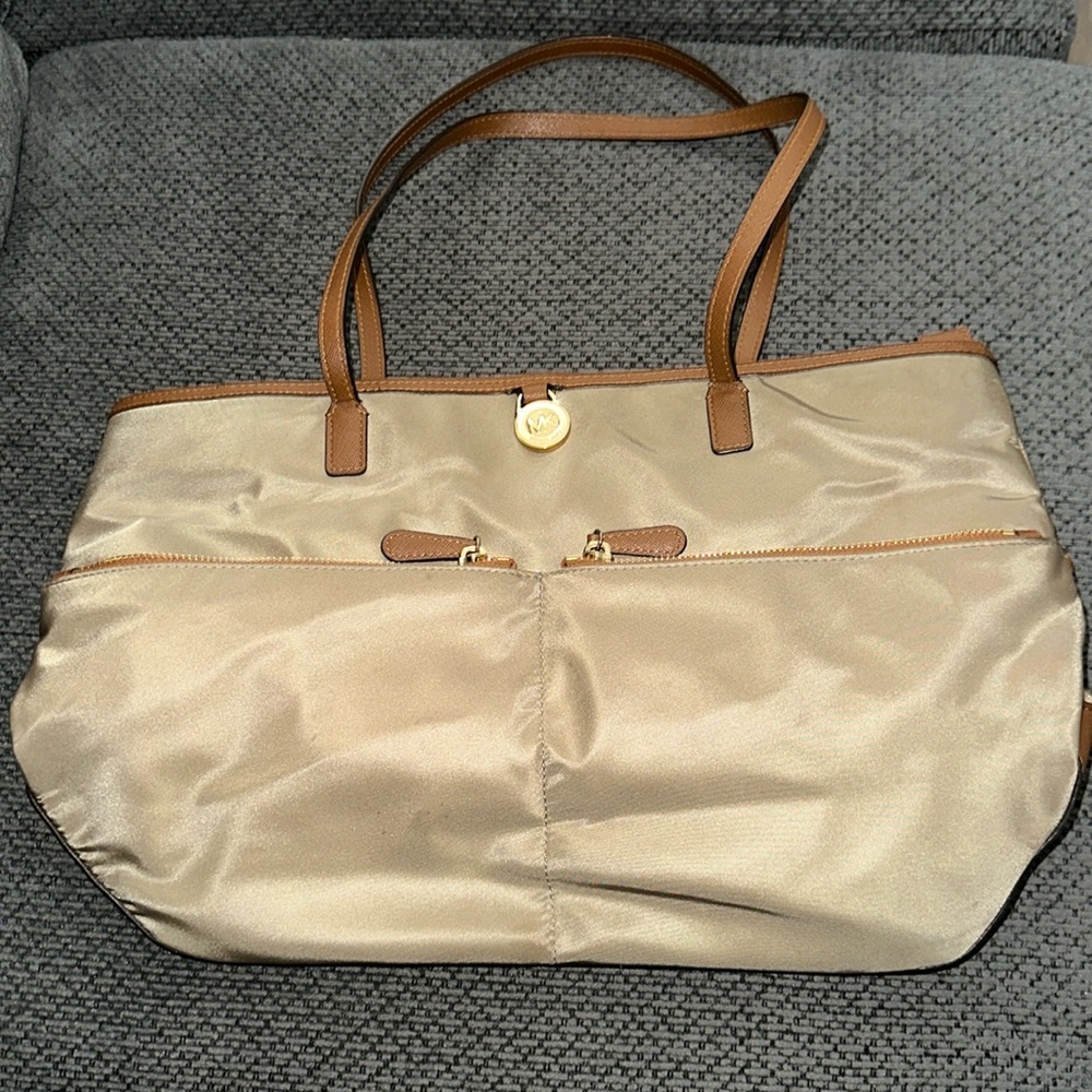 Micheal Kors Tote